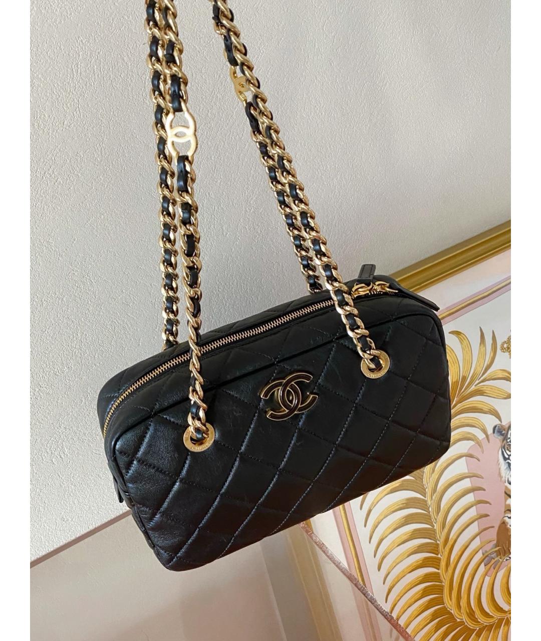 CHANEL Черная кожаная сумка через плечо, фото 4
