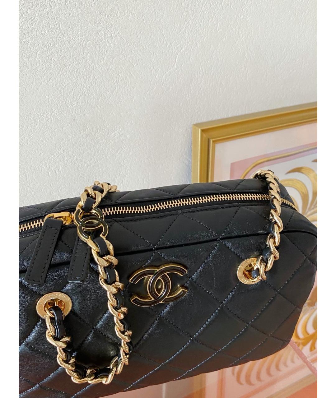 CHANEL Черная кожаная сумка через плечо, фото 2