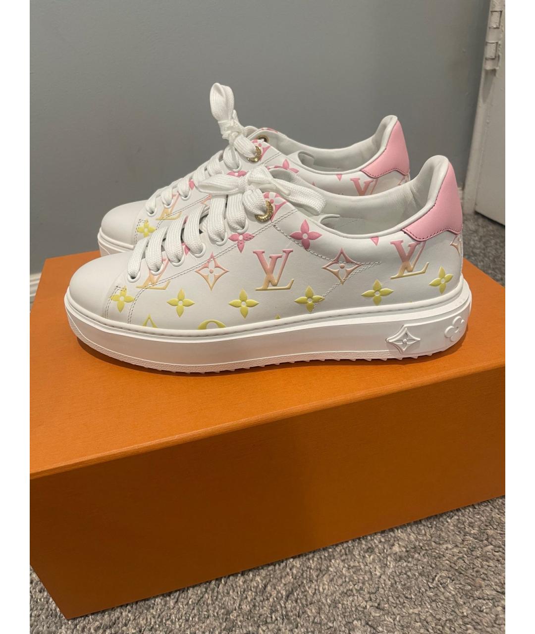 LOUIS VUITTON Белые кожаные кроссовки, фото 3