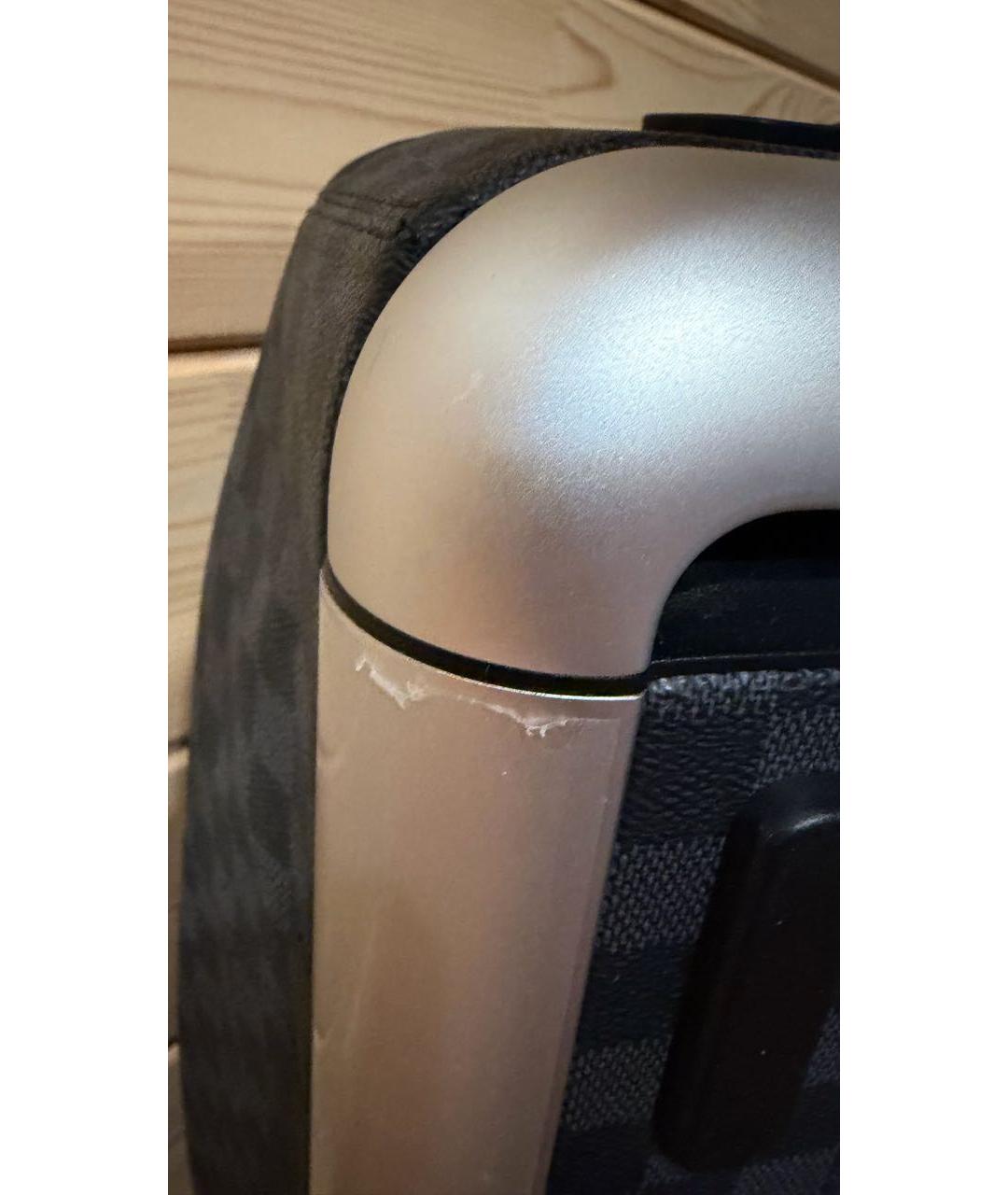 LOUIS VUITTON Антрацитовый чемодан, фото 8