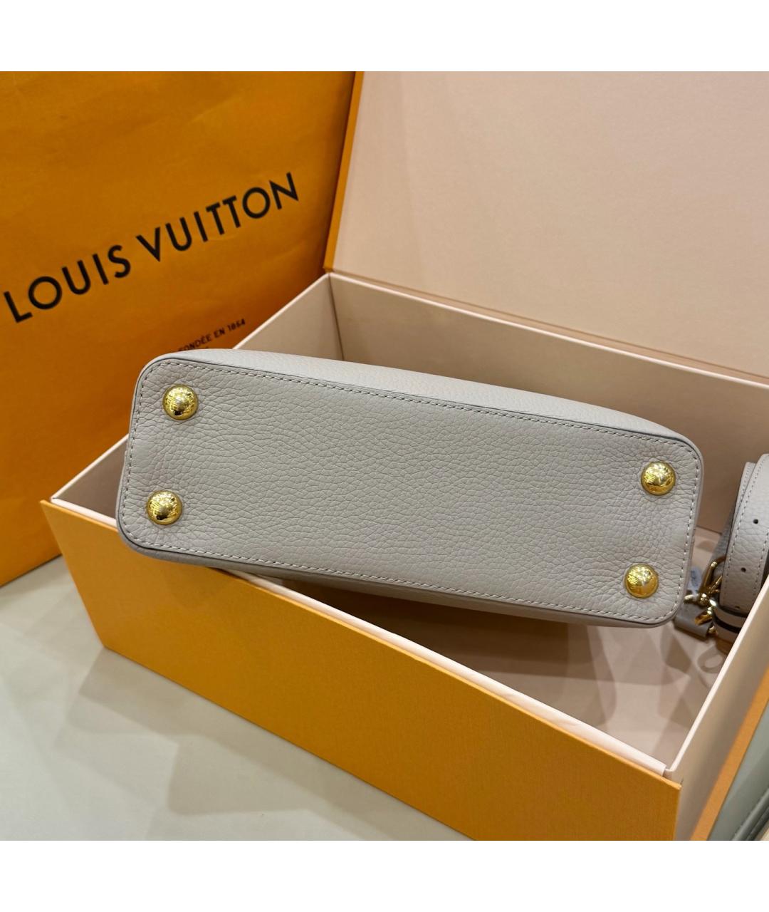 LOUIS VUITTON Серая кожаная сумка с короткими ручками, фото 5