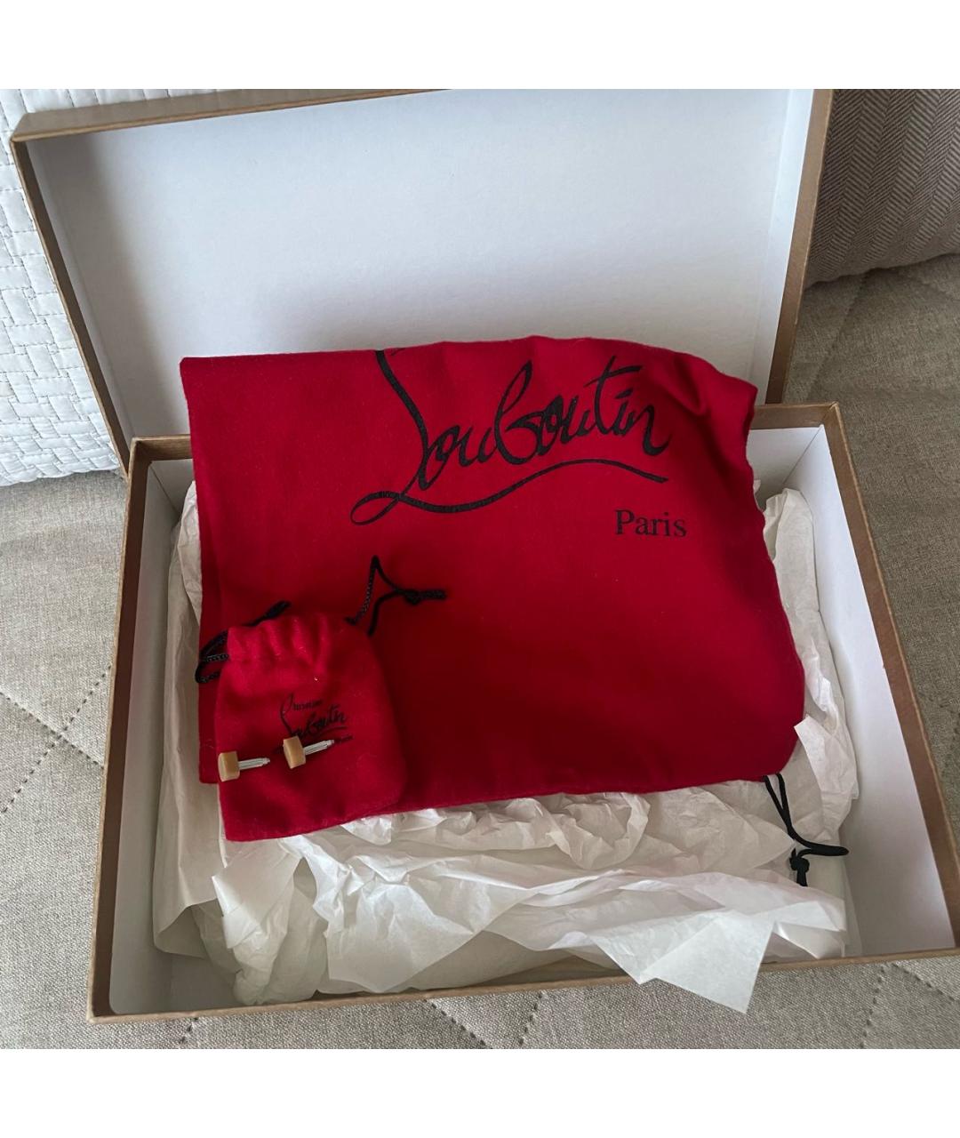 CHRISTIAN LOUBOUTIN Бежевые туфли из лакированной кожи, фото 8