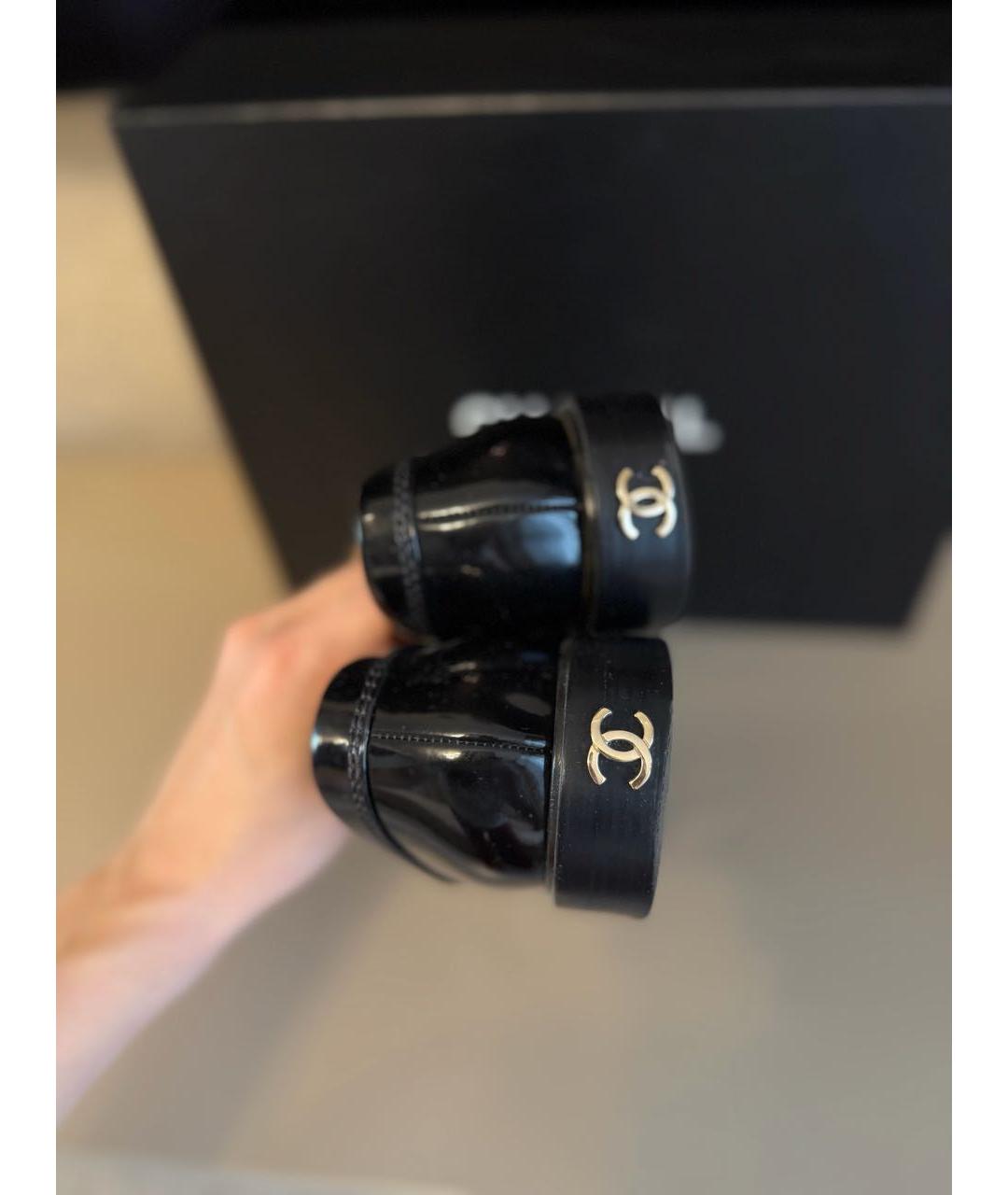 CHANEL Черные лоферы из лакированной кожи, фото 4