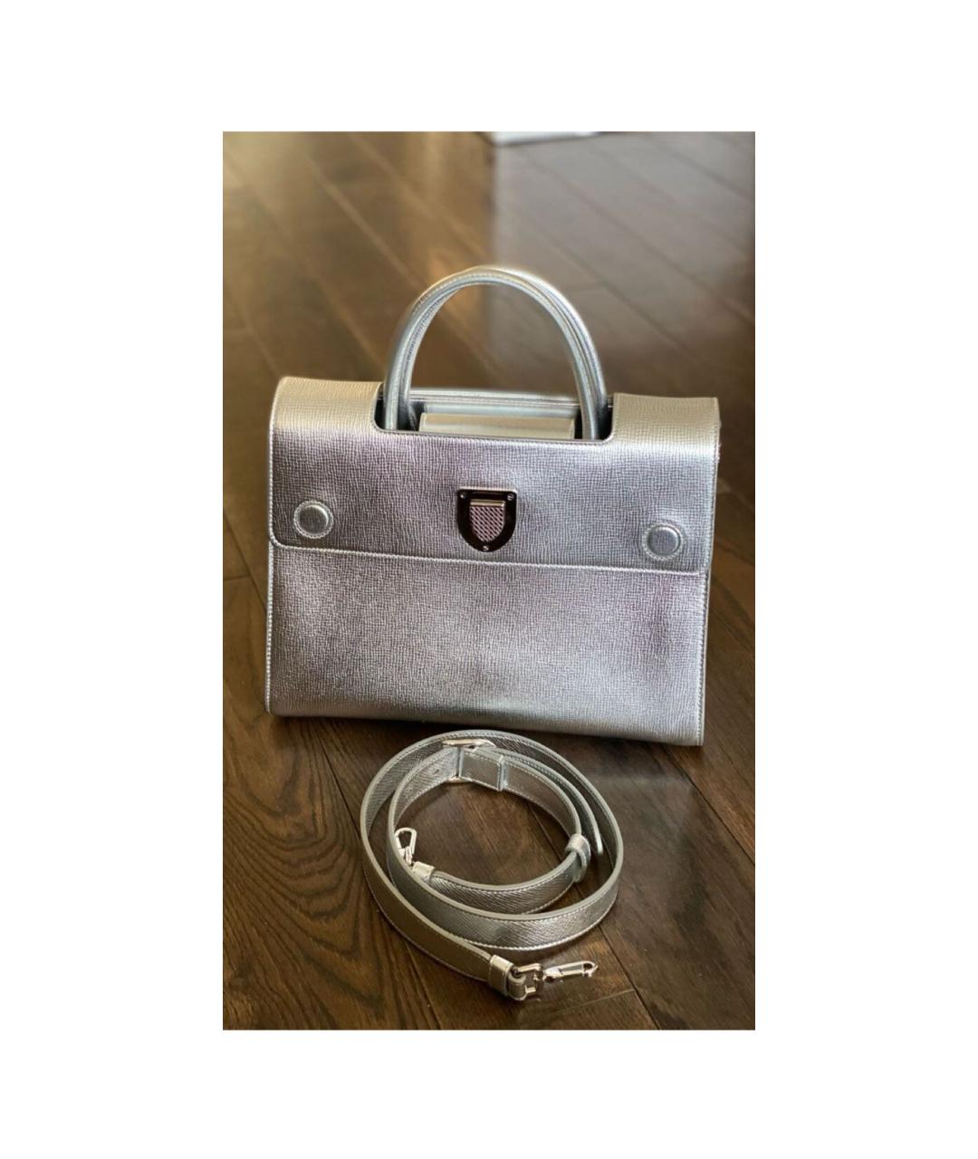 CHRISTIAN DIOR Серебряная кожаная сумка через плечо, фото 2