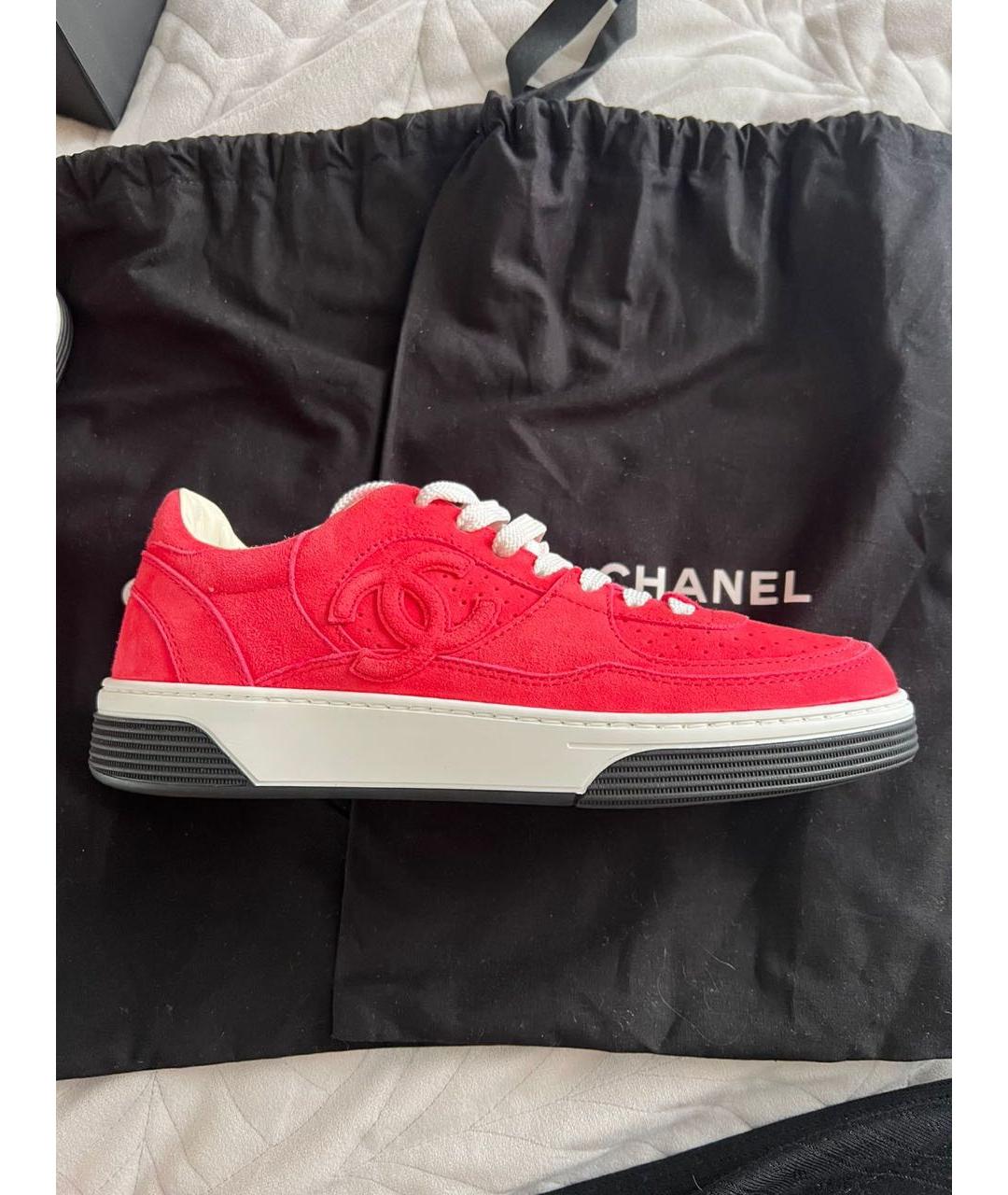 CHANEL Коралловые замшевые кроссовки, фото 7