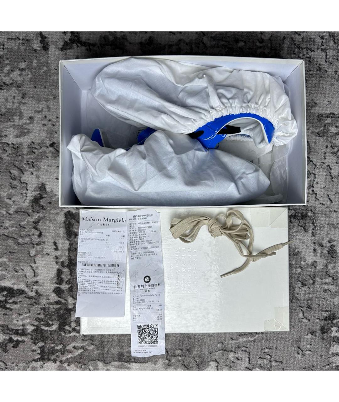 MAISON MARGIELA Синие низкие кроссовки / кеды из лакированной кожи, фото 7