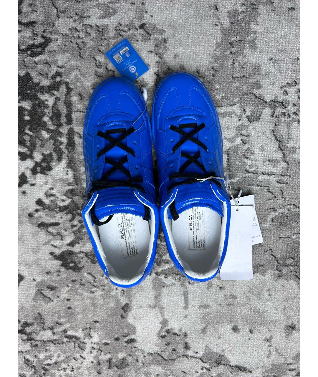 MAISON MARGIELA Синие низкие кроссовки / кеды из лакированной кожи, фото 3