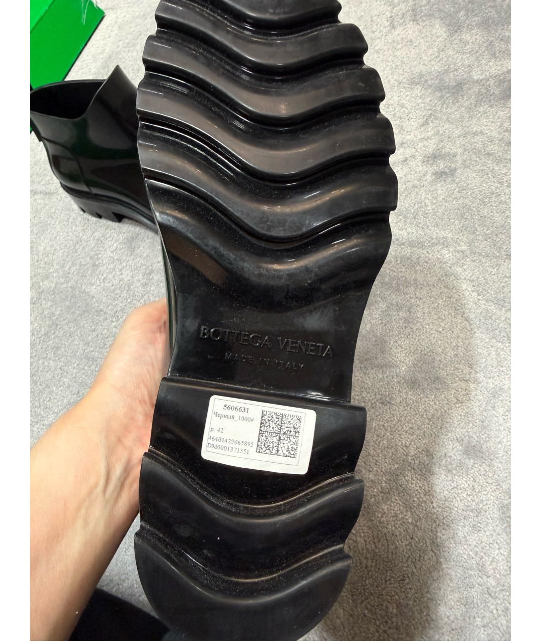 BOTTEGA VENETA Черные резиновые высокие ботинки, фото 5