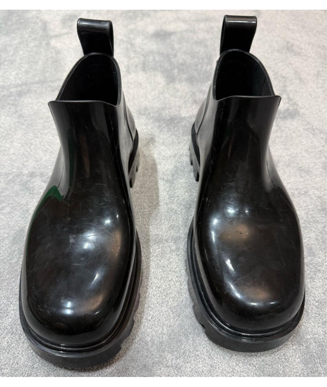 BOTTEGA VENETA Черные резиновые высокие ботинки, фото 2