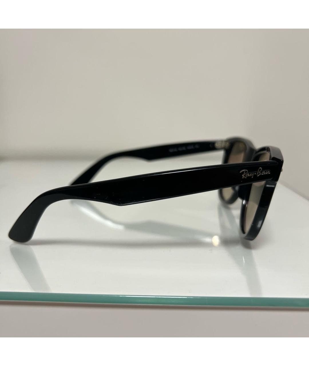 RAY BAN Черные пластиковые солнцезащитные очки, фото 2