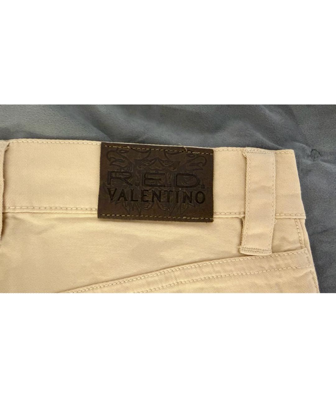 RED VALENTINO Бежевые хлопковые джинсы клеш, фото 4