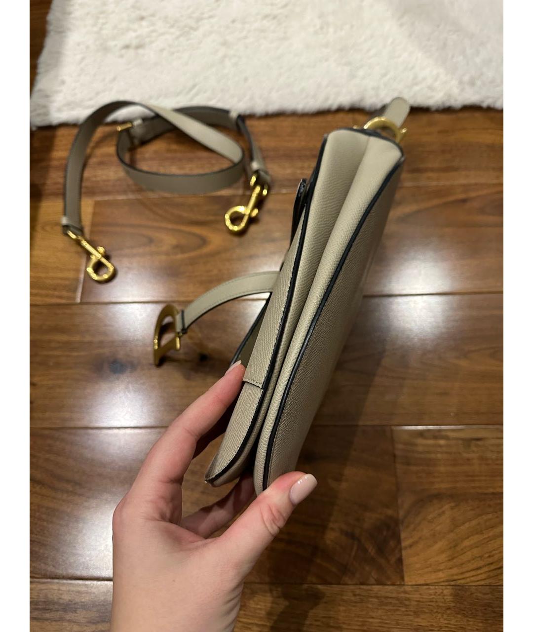 CHRISTIAN DIOR Бежевая кожаная сумка через плечо, фото 4