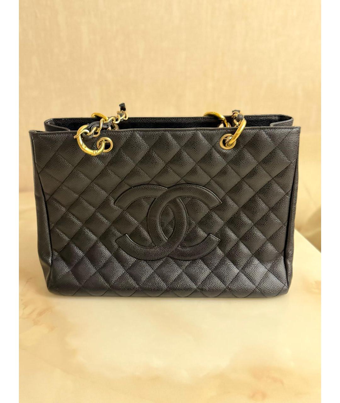 CHANEL Черная кожаная сумка тоут, фото 4