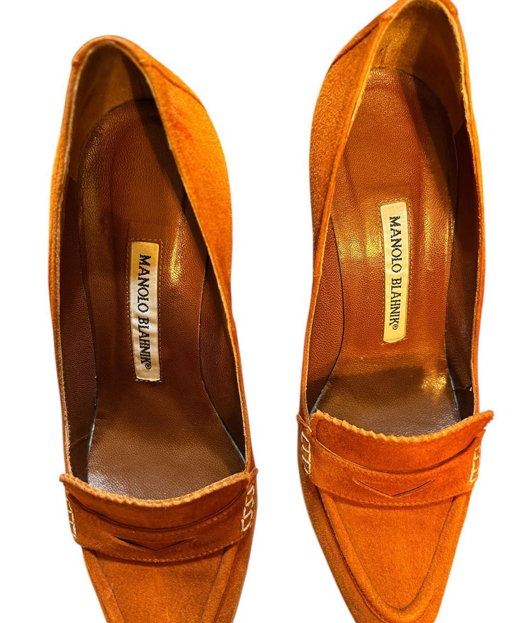 MANOLO BLAHNIK Оранжевое замшевые туфли, фото 3