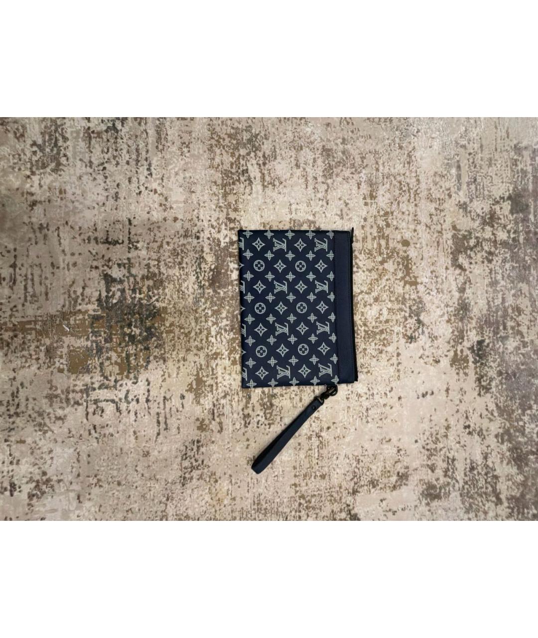 LOUIS VUITTON Темно-синяя барсетка, фото 2