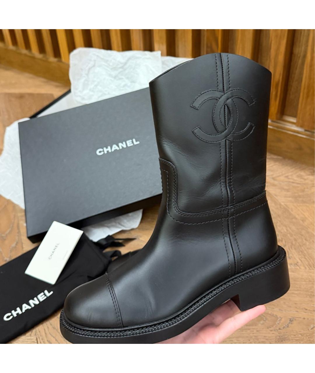 CHANEL Черные кожаные сапоги, фото 5
