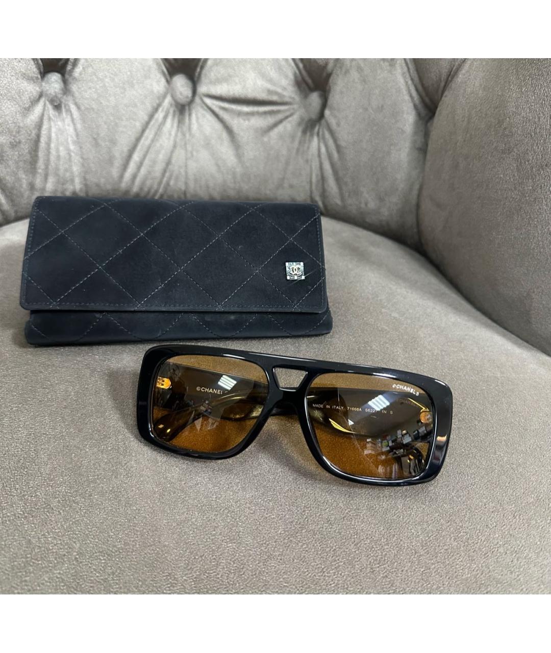 CHANEL Черные пластиковые солнцезащитные очки, фото 2