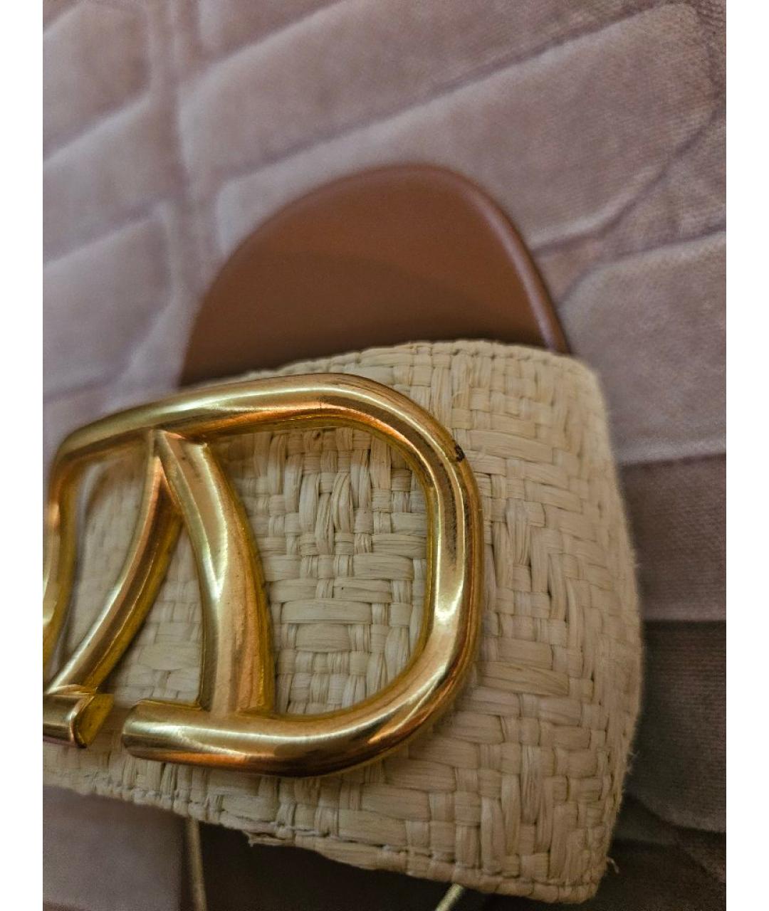 VALENTINO Желтые кожаные сандалии, фото 7