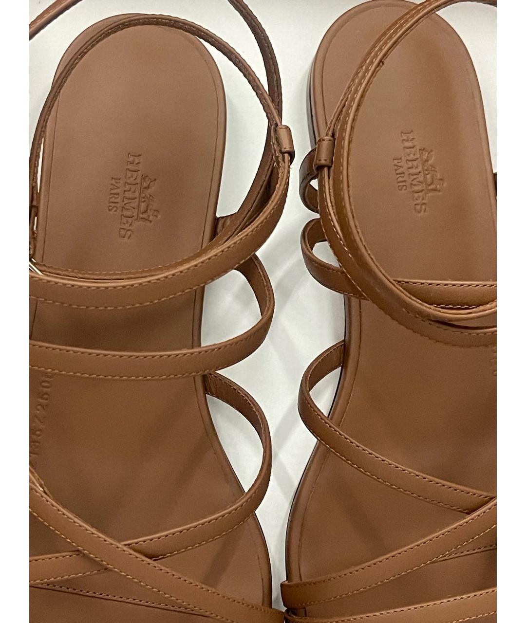 HERMES Бежевые кожаные сандалии, фото 6