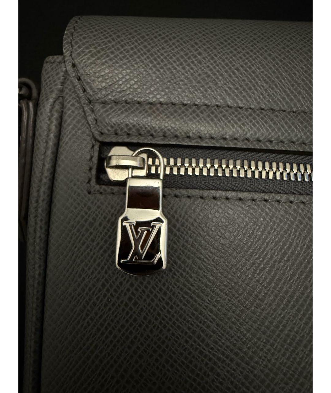 LOUIS VUITTON Серая кожаная сумка на плечо, фото 4