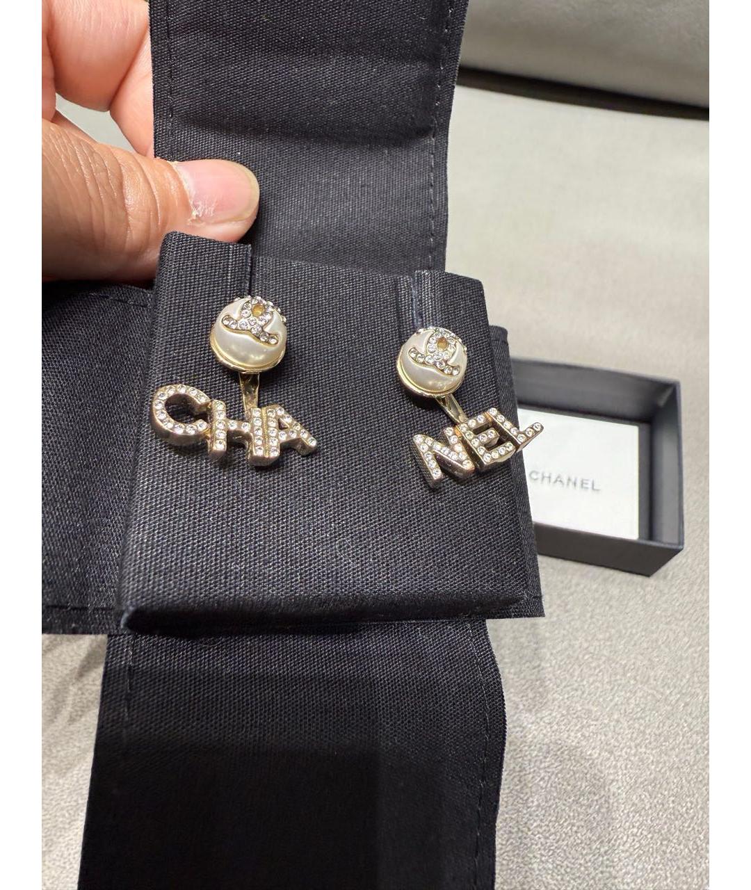 CHANEL Золотые металлические серьги, фото 7