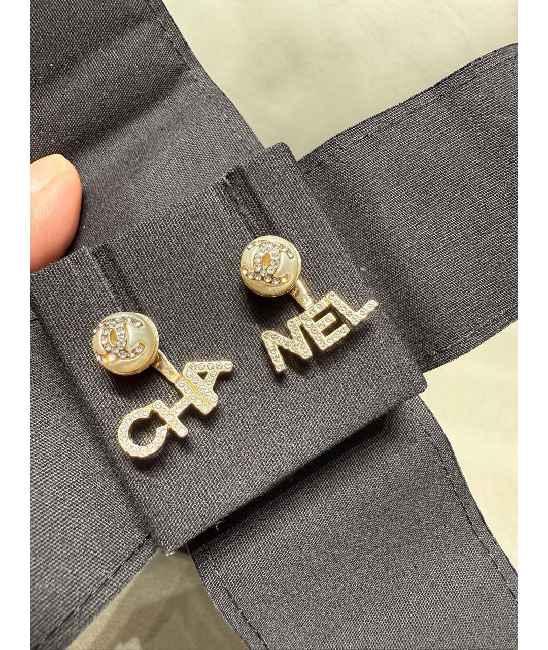 CHANEL Золотые металлические серьги, фото 3