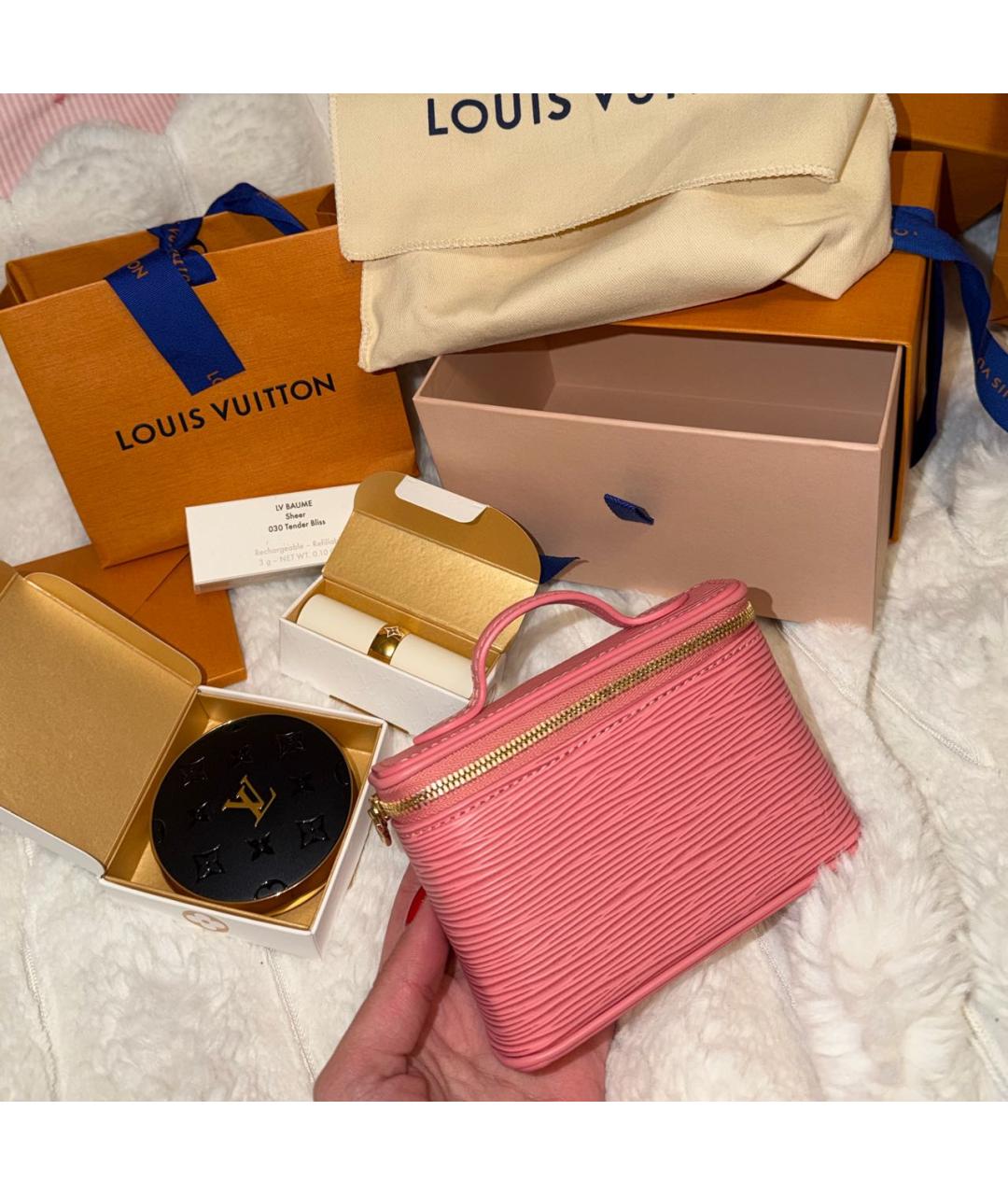 LOUIS VUITTON Розовая кожаная косметичка, фото 2