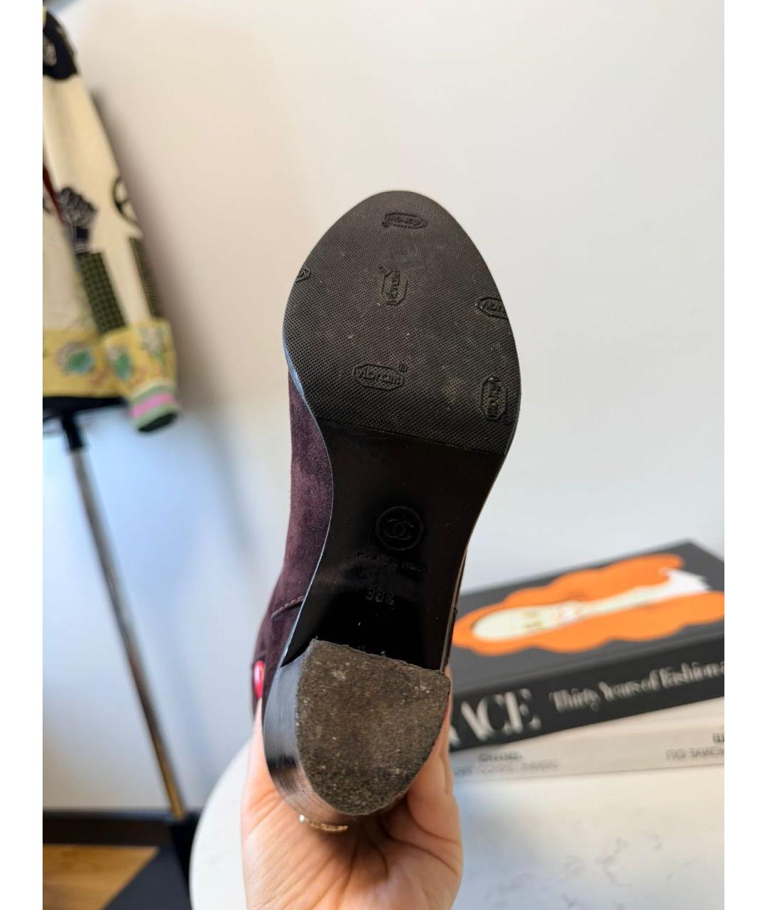 CHANEL Бордовые замшевые сапоги, фото 4