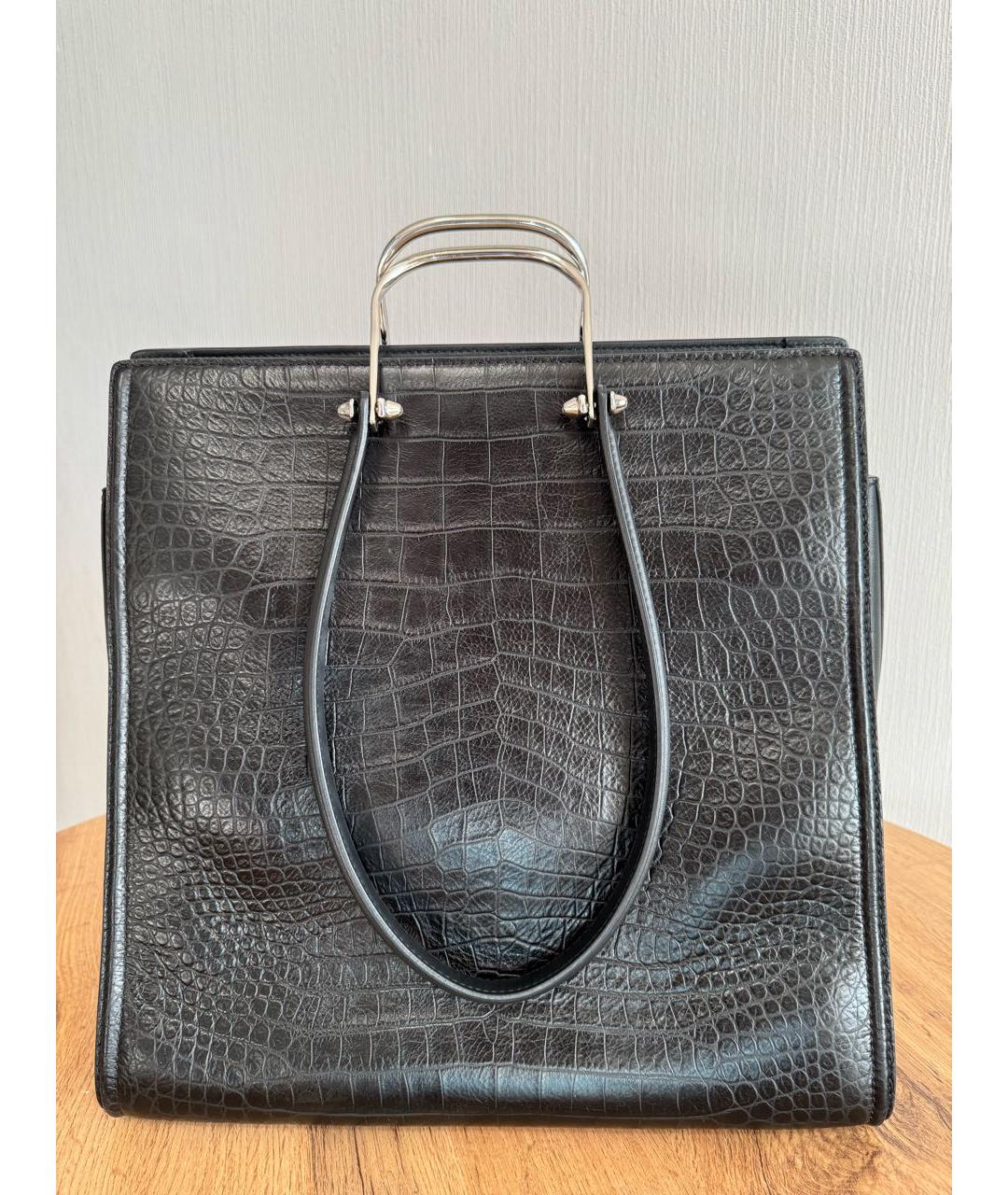 ALEXANDER MCQUEEN Черная кожаная сумка с короткими ручками, фото 2