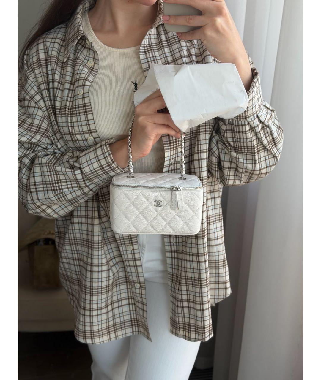 CHANEL Белая кожаная сумка через плечо, фото 4