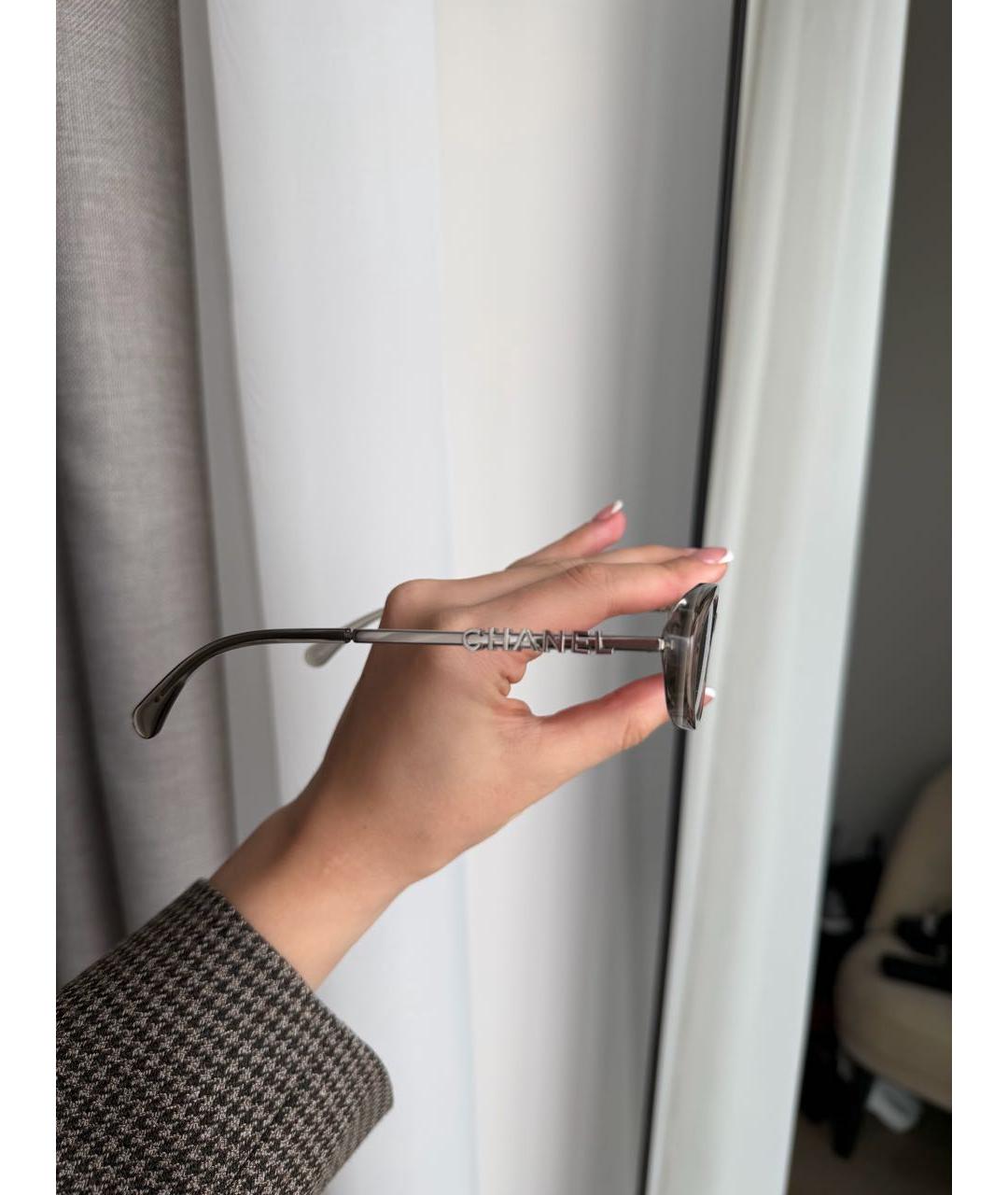 CHANEL Серые пластиковые солнцезащитные очки, фото 4