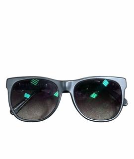 CHANEL Солнцезащитные очки