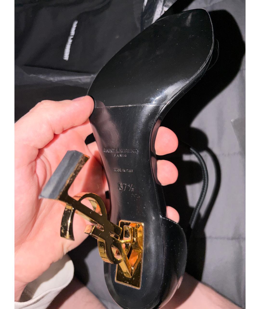 SAINT LAURENT Черные босоножки из лакированной кожи, фото 4