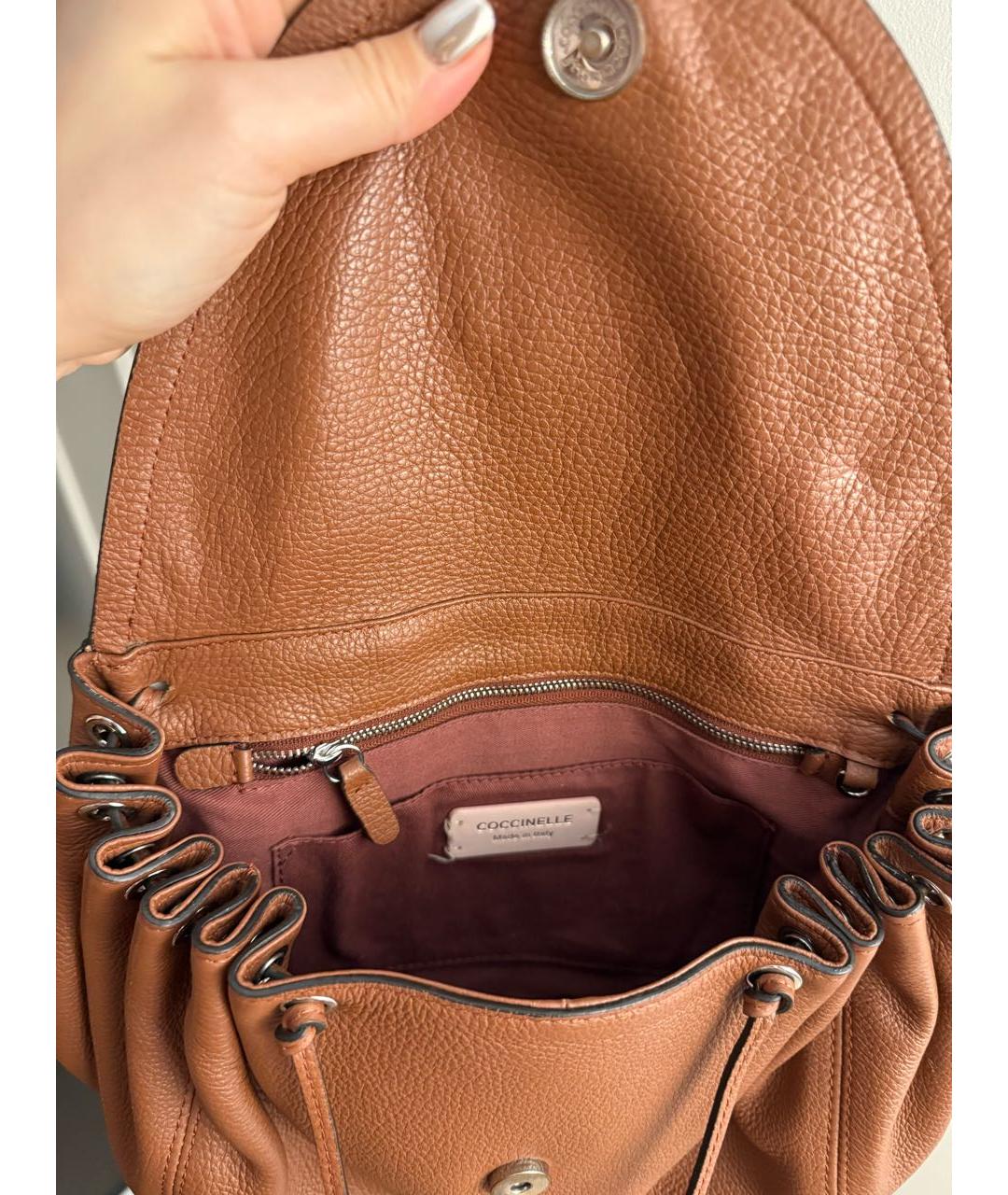 COCCINELLE Коричневая кожаная сумка через плечо, фото 4