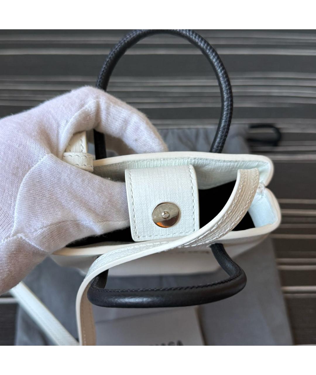 BALENCIAGA Белая кожаная сумка через плечо, фото 7