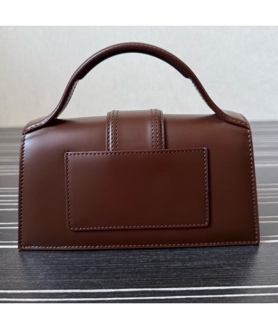 JACQUEMUS Коричневая кожаная сумка с короткими ручками, фото 3