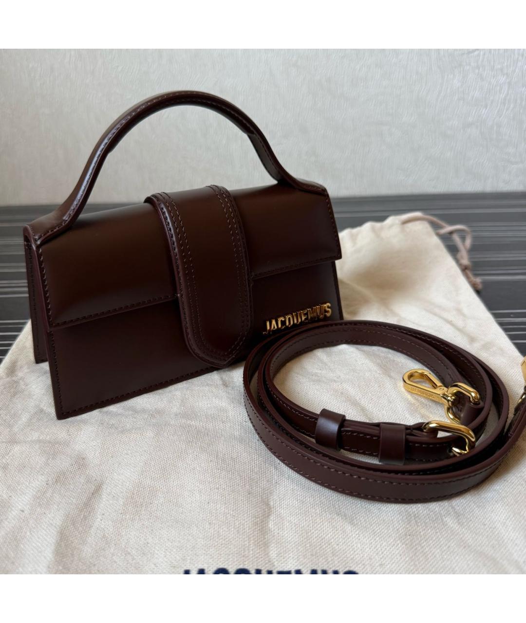 JACQUEMUS Коричневая кожаная сумка с короткими ручками, фото 4