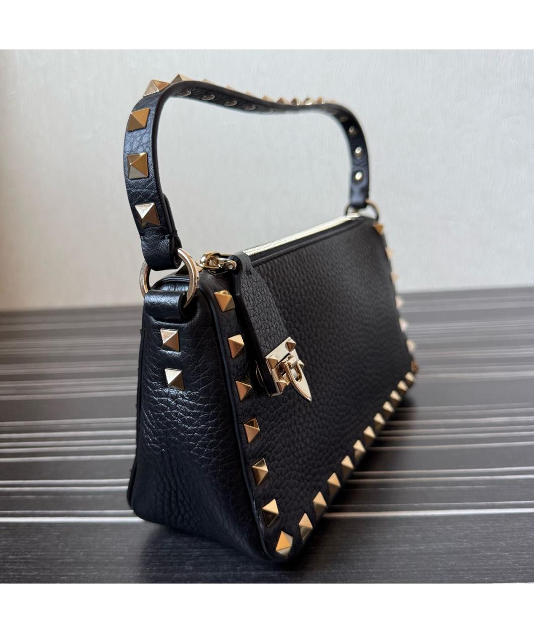 VALENTINO Черная кожаная сумка с короткими ручками, фото 2