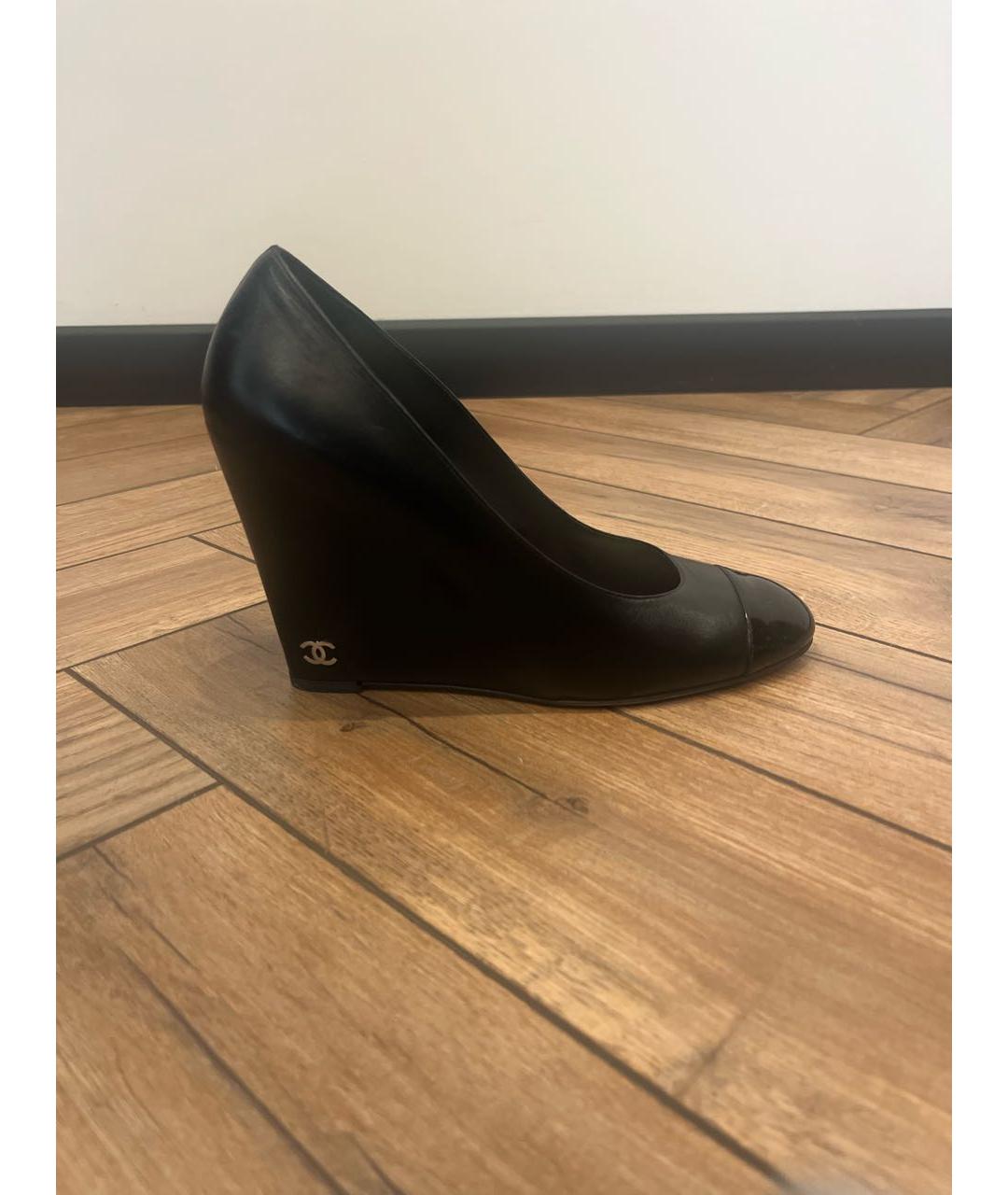 CHANEL Черные кожаные туфли, фото 5