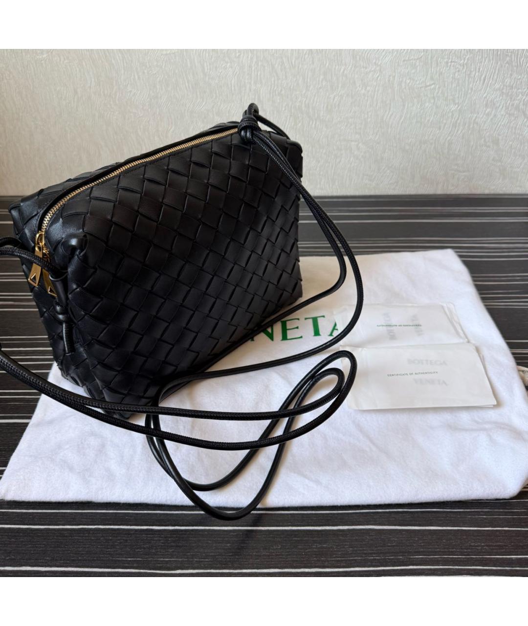 BOTTEGA VENETA Черная кожаная сумка через плечо, фото 5