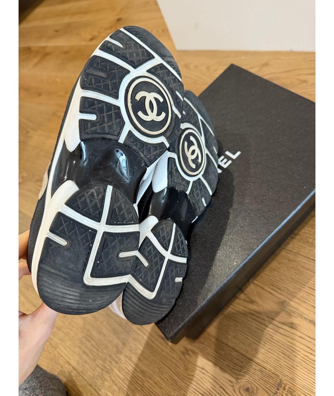 CHANEL Бежевые замшевые кроссовки, фото 5