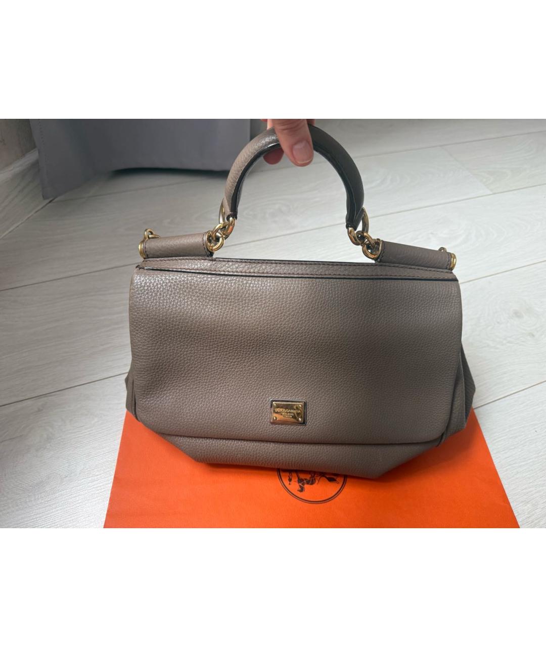 DOLCE&GABBANA Серая кожаная сумка с короткими ручками, фото 2
