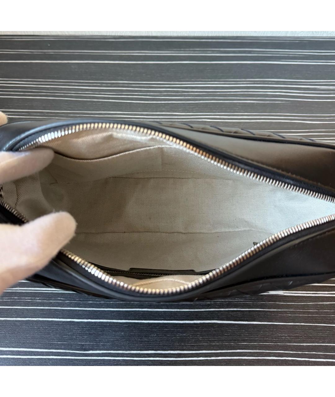 BOTTEGA VENETA Черная кожаная сумка через плечо, фото 4