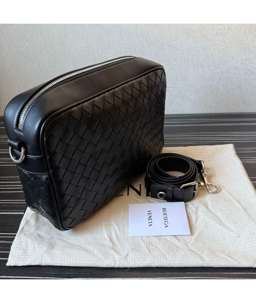 BOTTEGA VENETA Черная кожаная сумка через плечо, фото 5