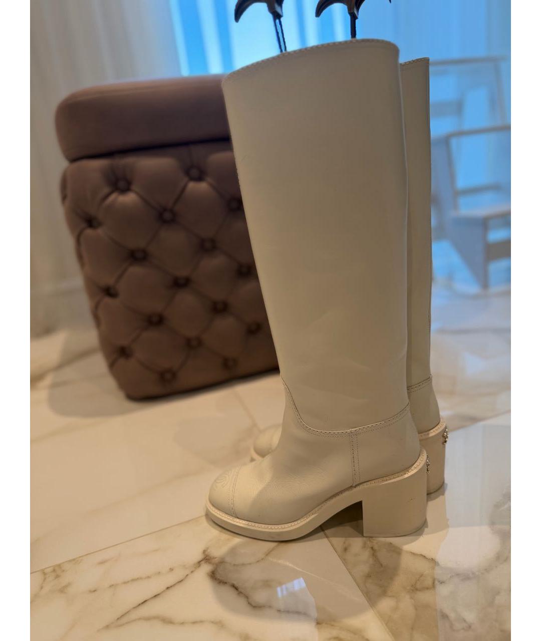 CHANEL Белые кожаные сапоги, фото 7