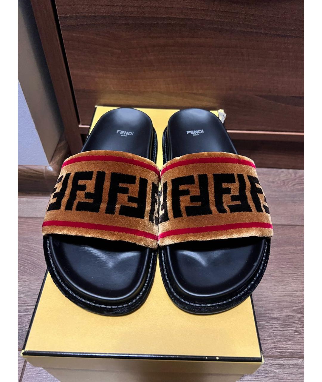 FENDI Мульти кожаные мюли, фото 2