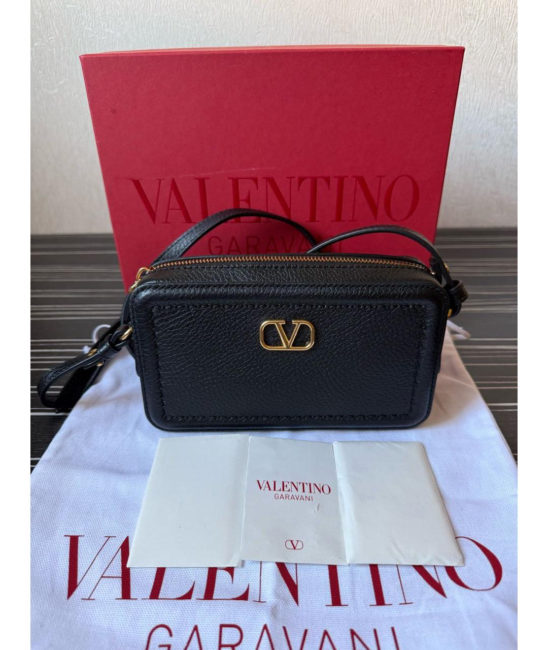 VALENTINO Черная кожаная сумка через плечо, фото 4