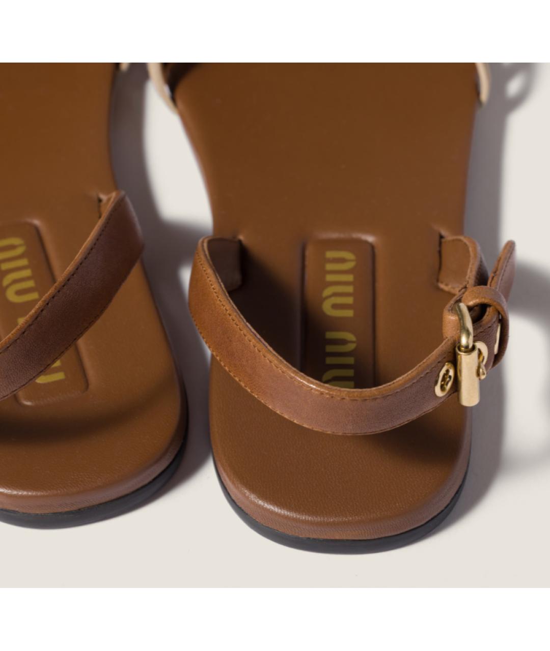MIU MIU Коричневые замшевые сандалии, фото 4