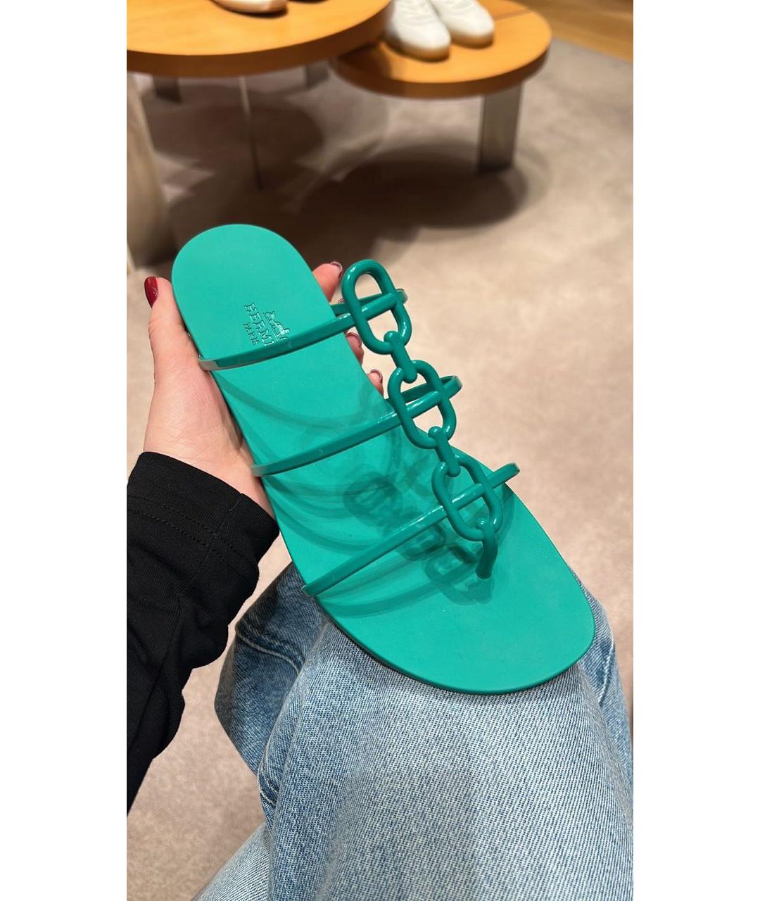 HERMES Зеленые резиновые шлепанцы, фото 2