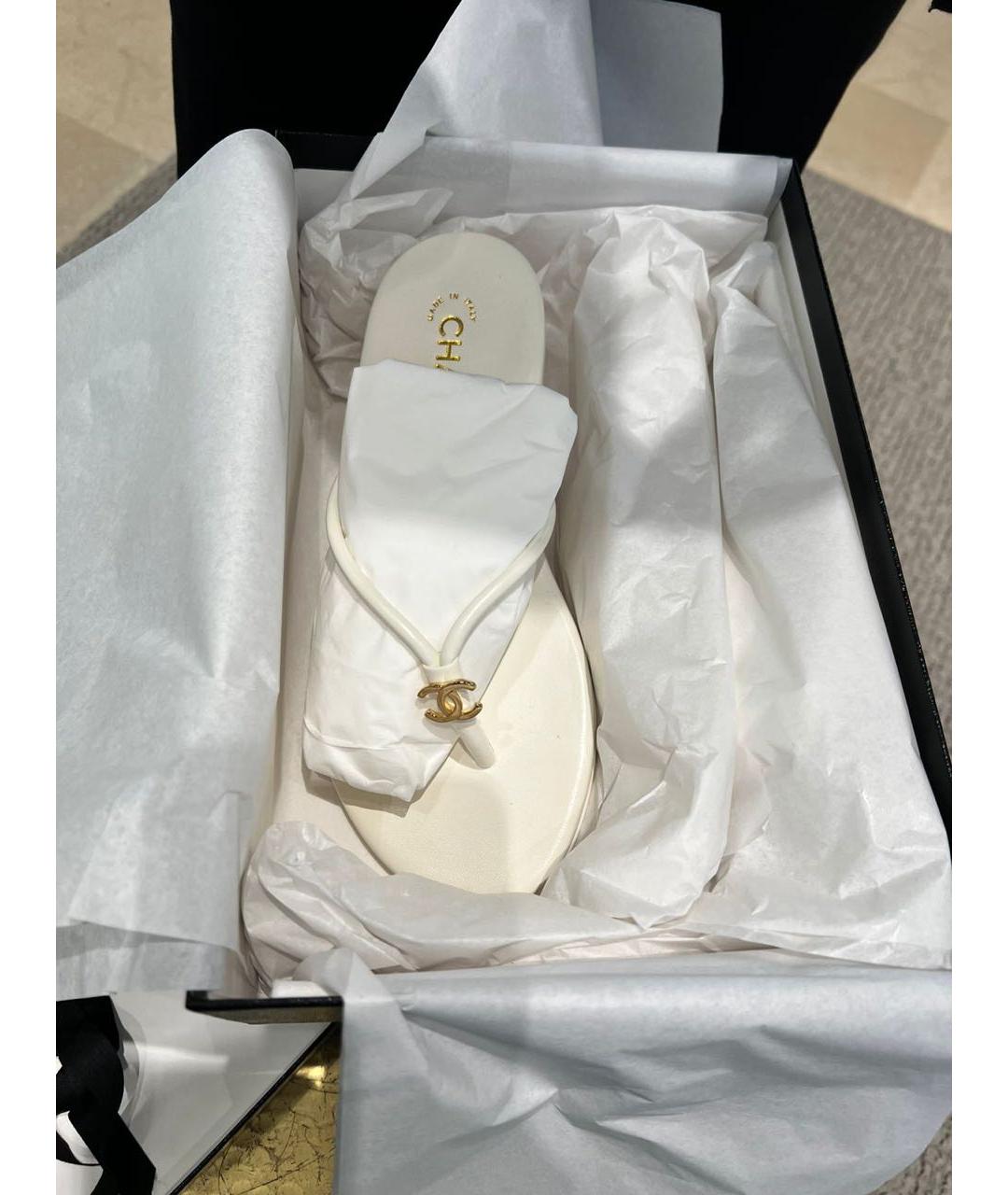 CHANEL Белые кожаные сабо, фото 4